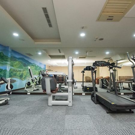 Junli Hotel Banciao Экстерьер фото