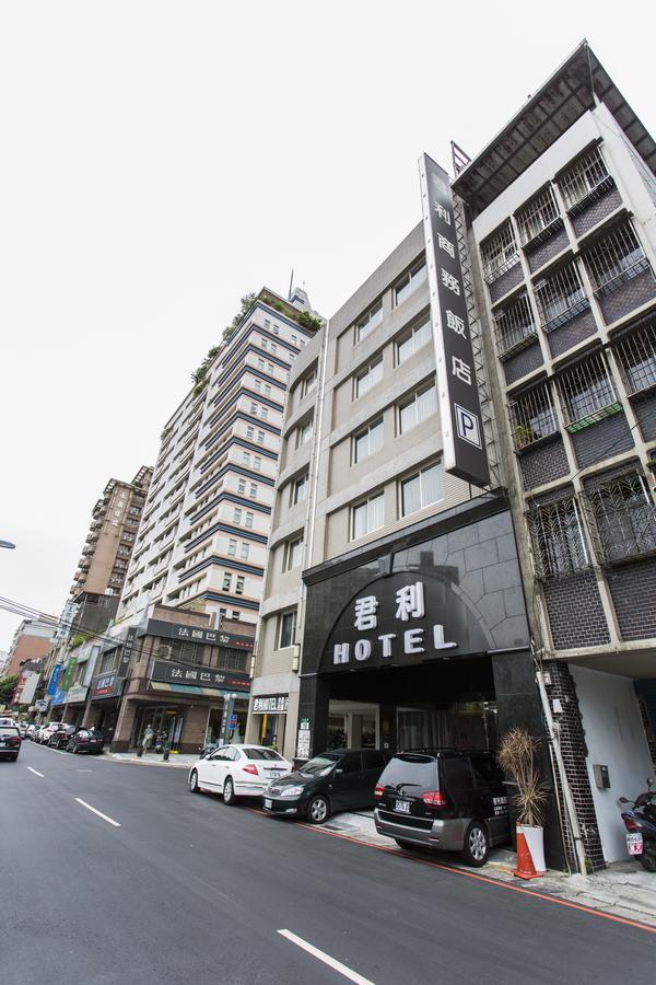 Junli Hotel Banciao Экстерьер фото
